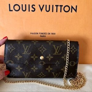 Louis Vuitton Monogram Large Wallet with Chain